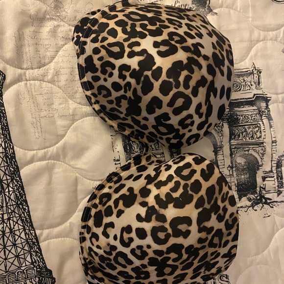 Adore Me and Wal-mart bras - Picture 5 of 6